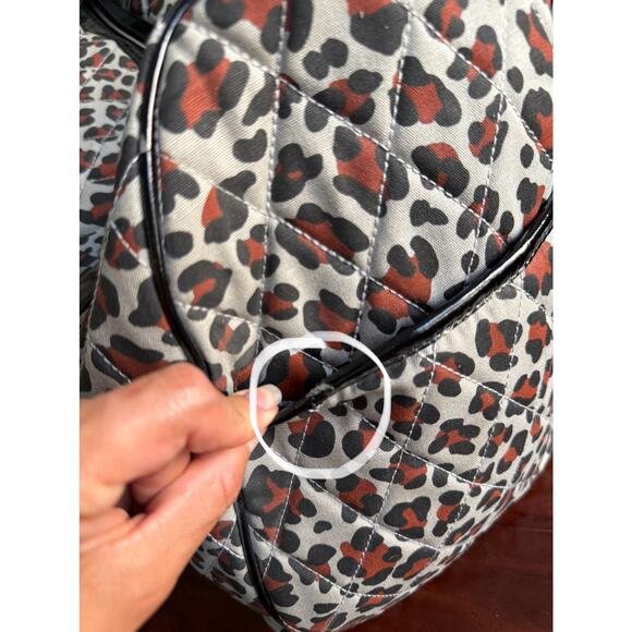 NWT Betsey Johnson Betseyville Weekender "Love Jungle Grey" bag Travel READ - Picture 13 of 16